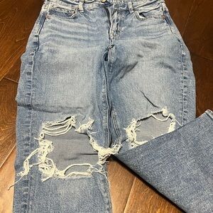 American Eagle Outfitters Light Blue Distressed Mom Jeans